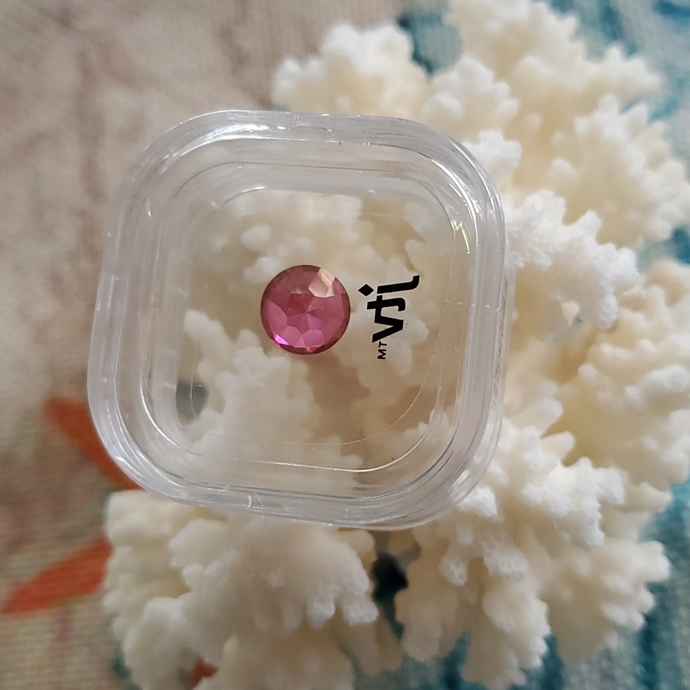 Round Brazilian Peony Topaz - Picture 5 of 15